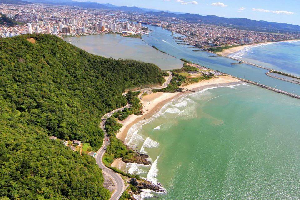 Hotel Rota Do Mar Inn Itajai Navegantes Exterior photo